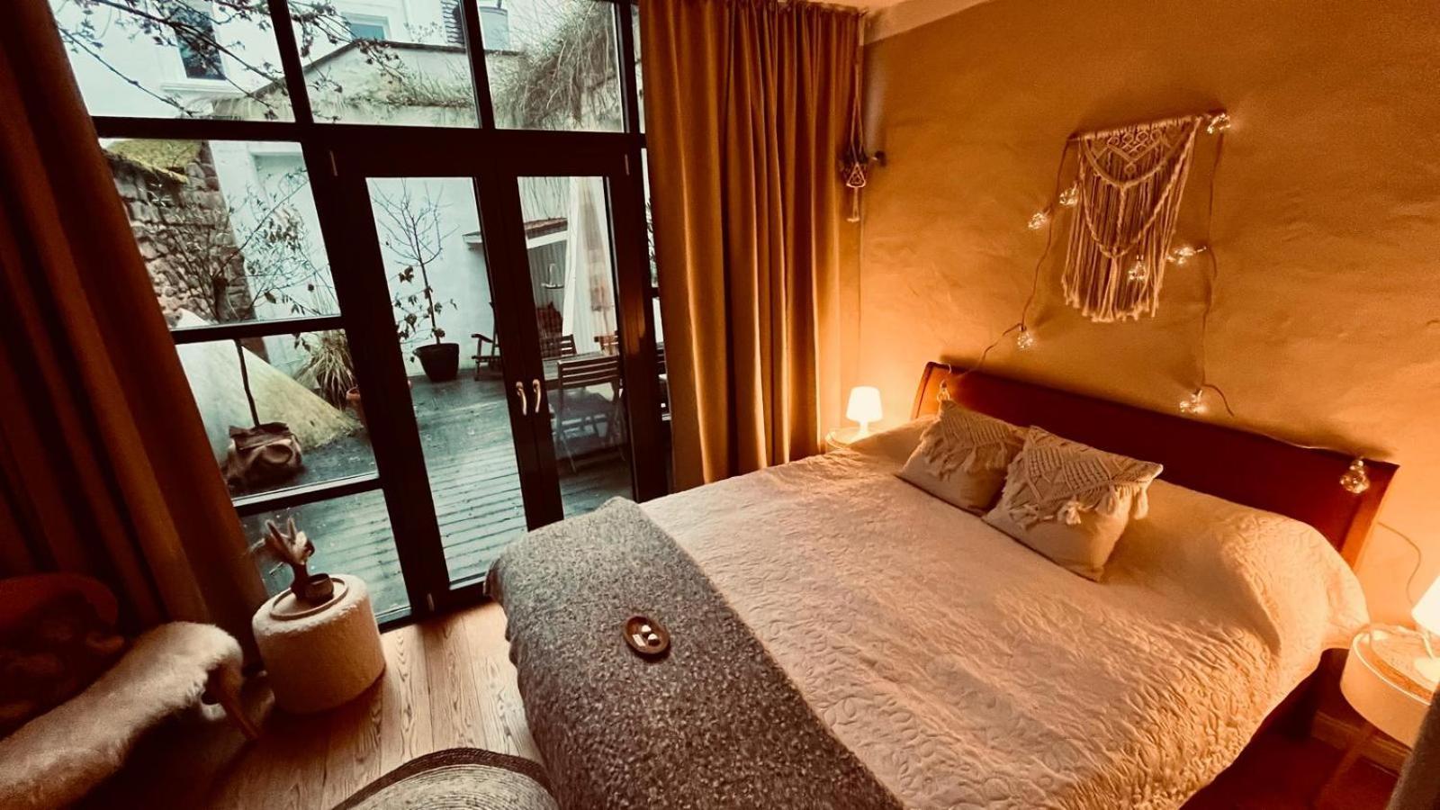 Apartment Am Schloss - Flair Saarbrücken Eksteriør billede